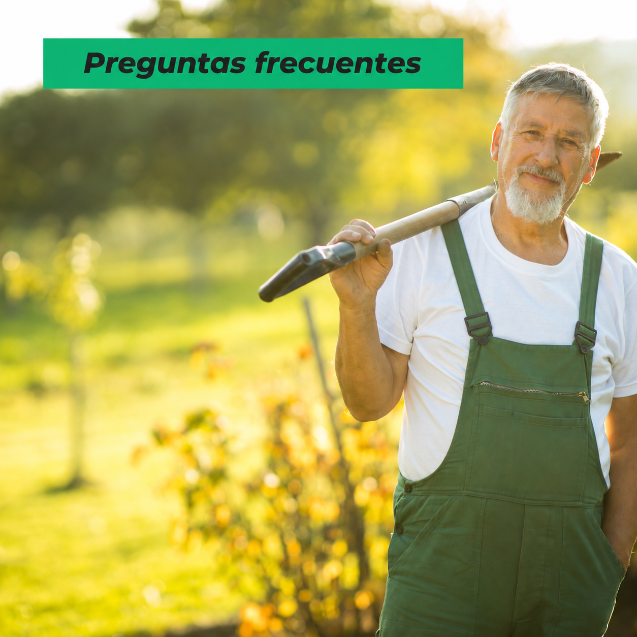 Jardinero con una herramienta de jardín